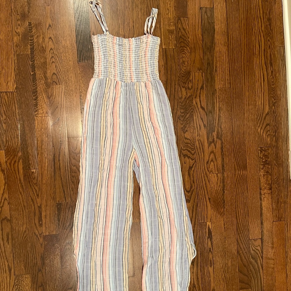 Bella Dahl jumpsuit worn twice and is in great condition